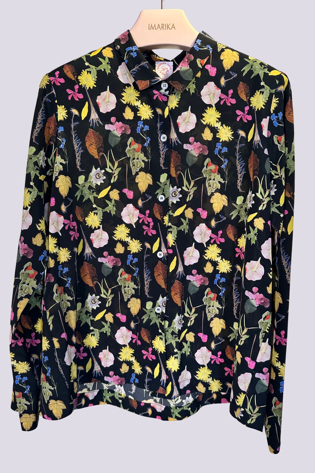 Camicia nera a fiori