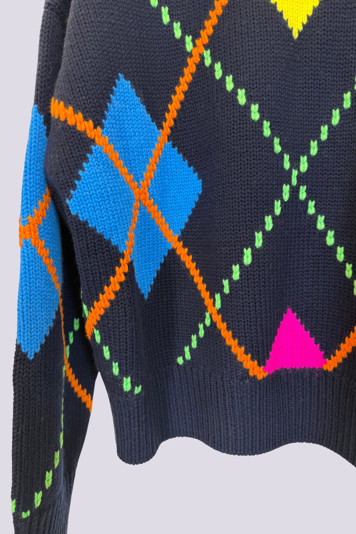 Maglione a rombi colorati