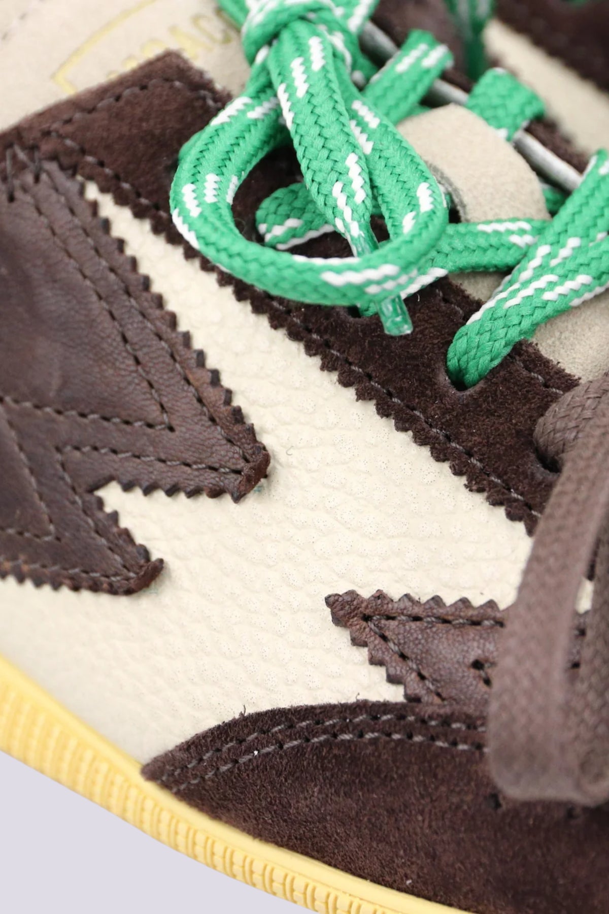 Sneakers marroni doppio laccio