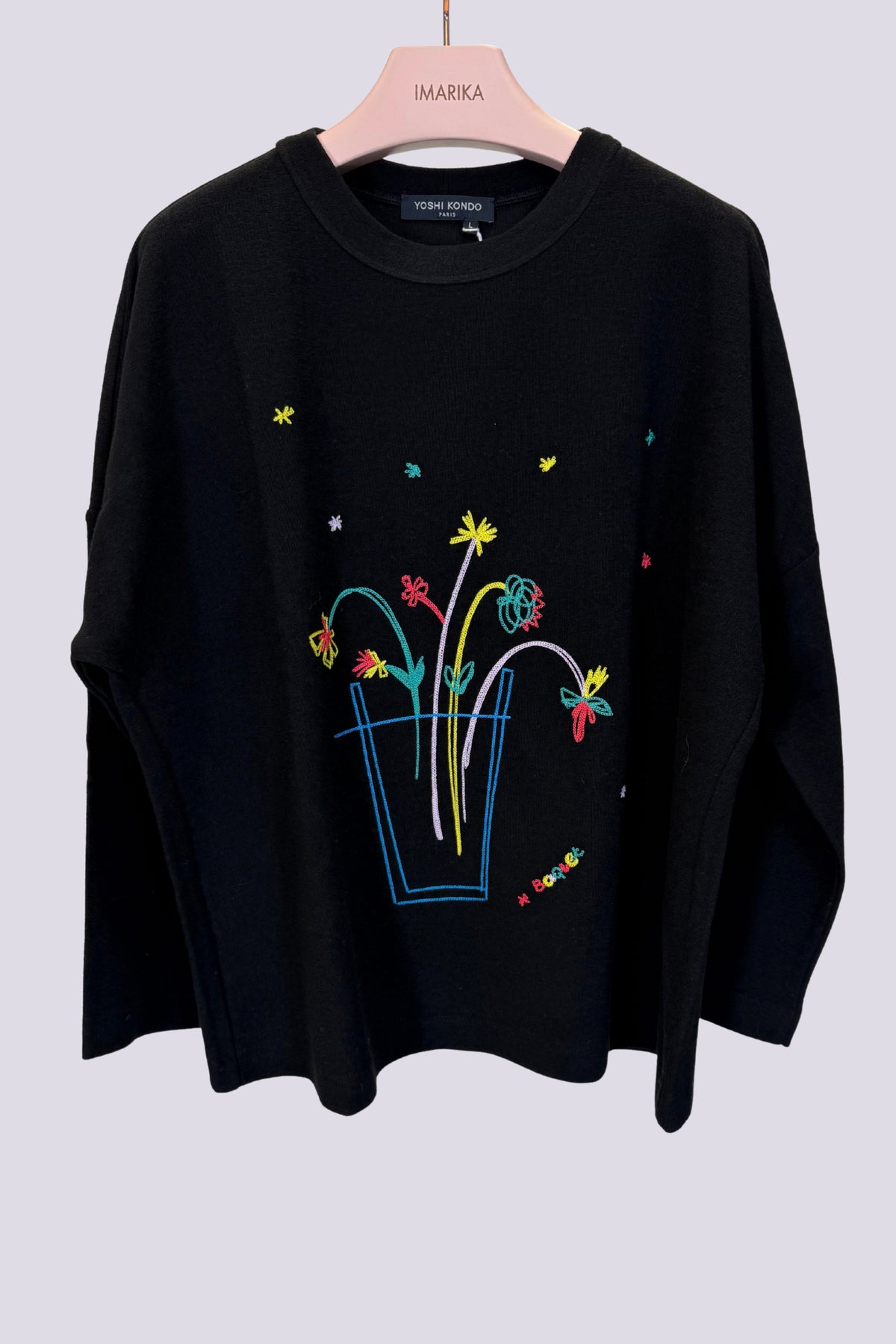T-shirt vaso di fiori nero