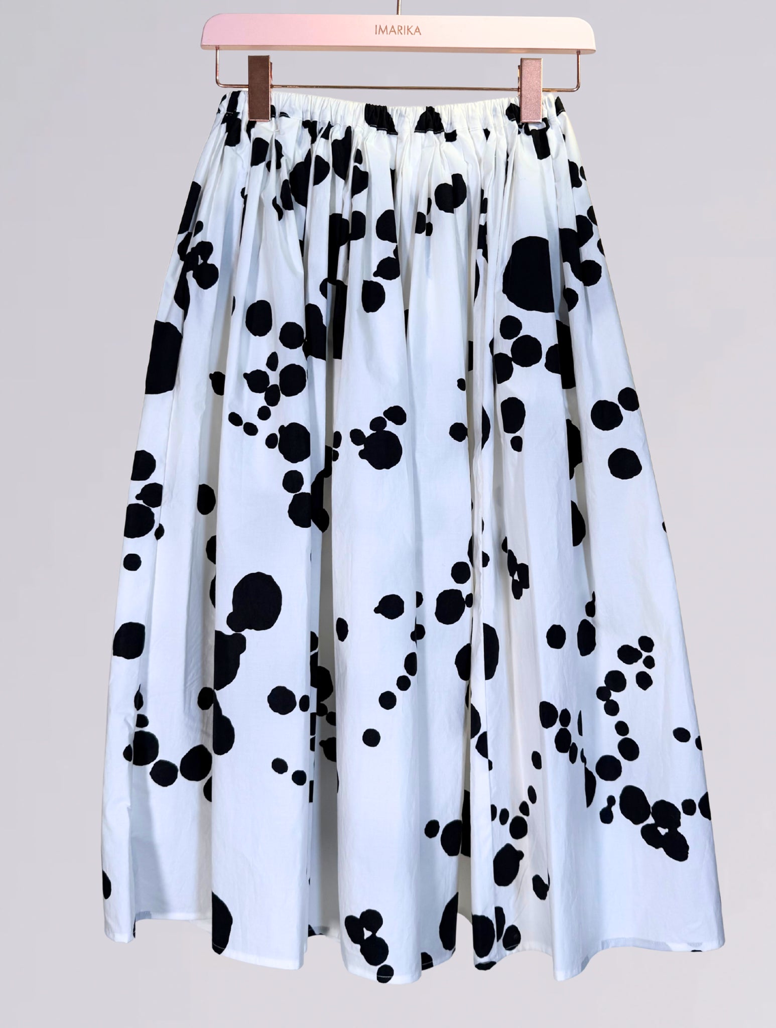 Gonna a pois