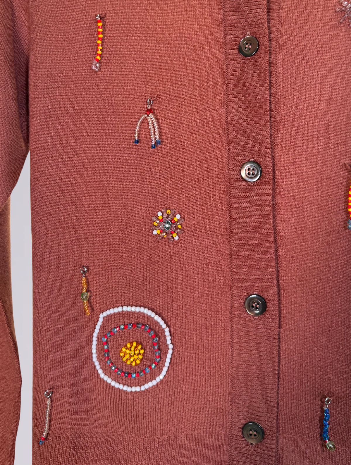 Cardigan con ricami