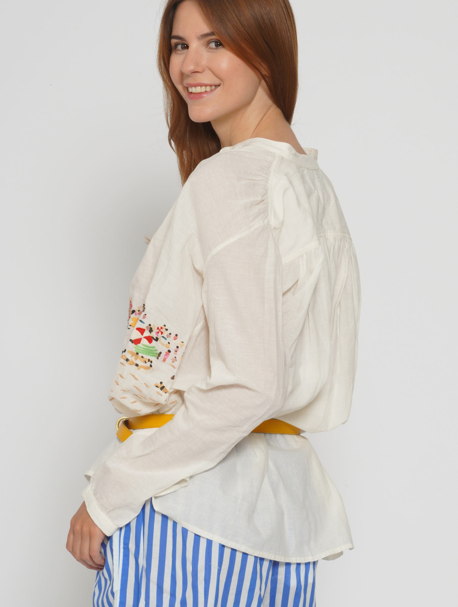 Camicia ricamata