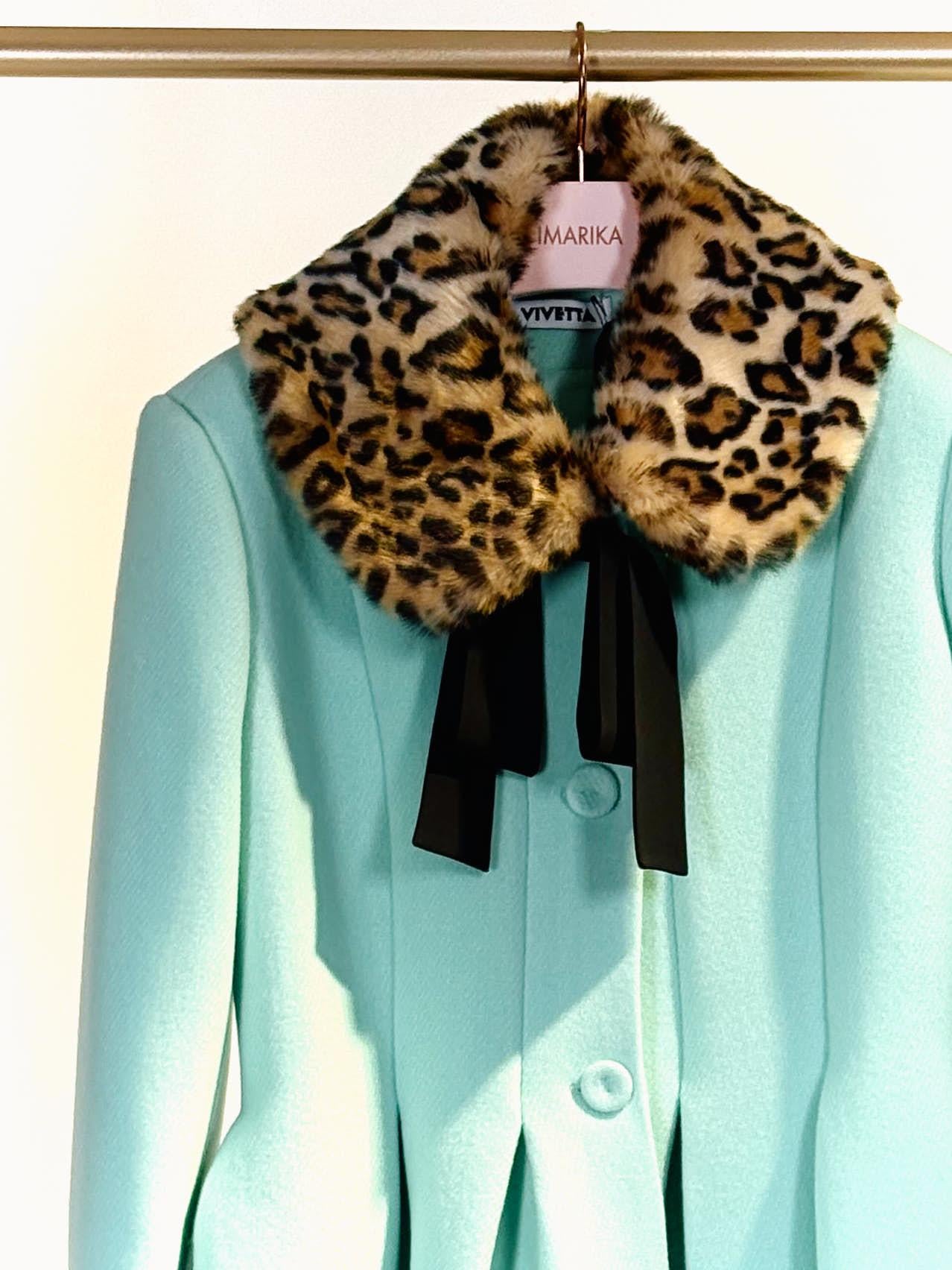 Cappotto con collo in pellicia CA0V27COLLO LEO VERDE ACQUA VIVETTA