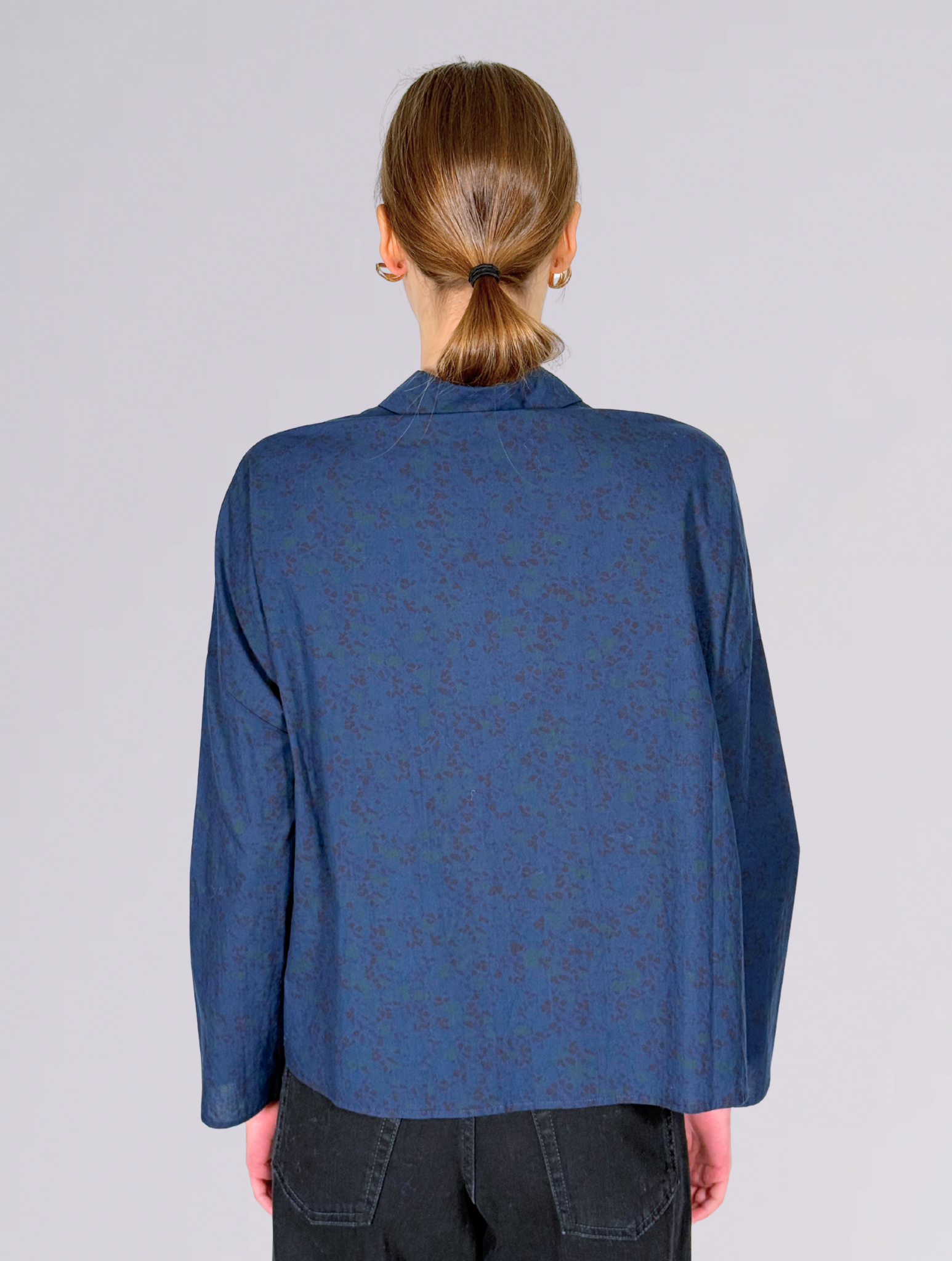 Camicia in cotone P1623FIORI BLU Apuntob