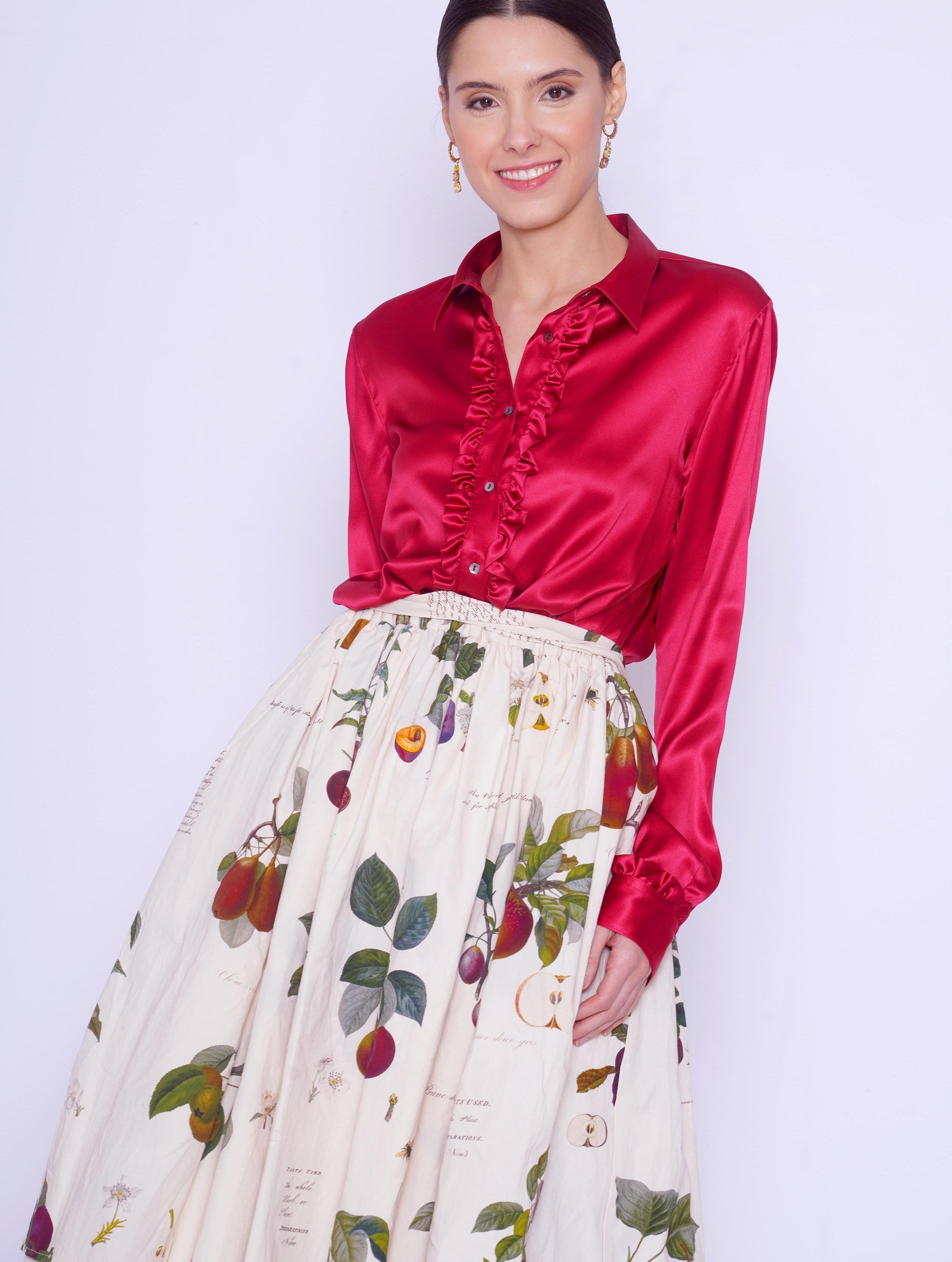 Camicia di seta rossa