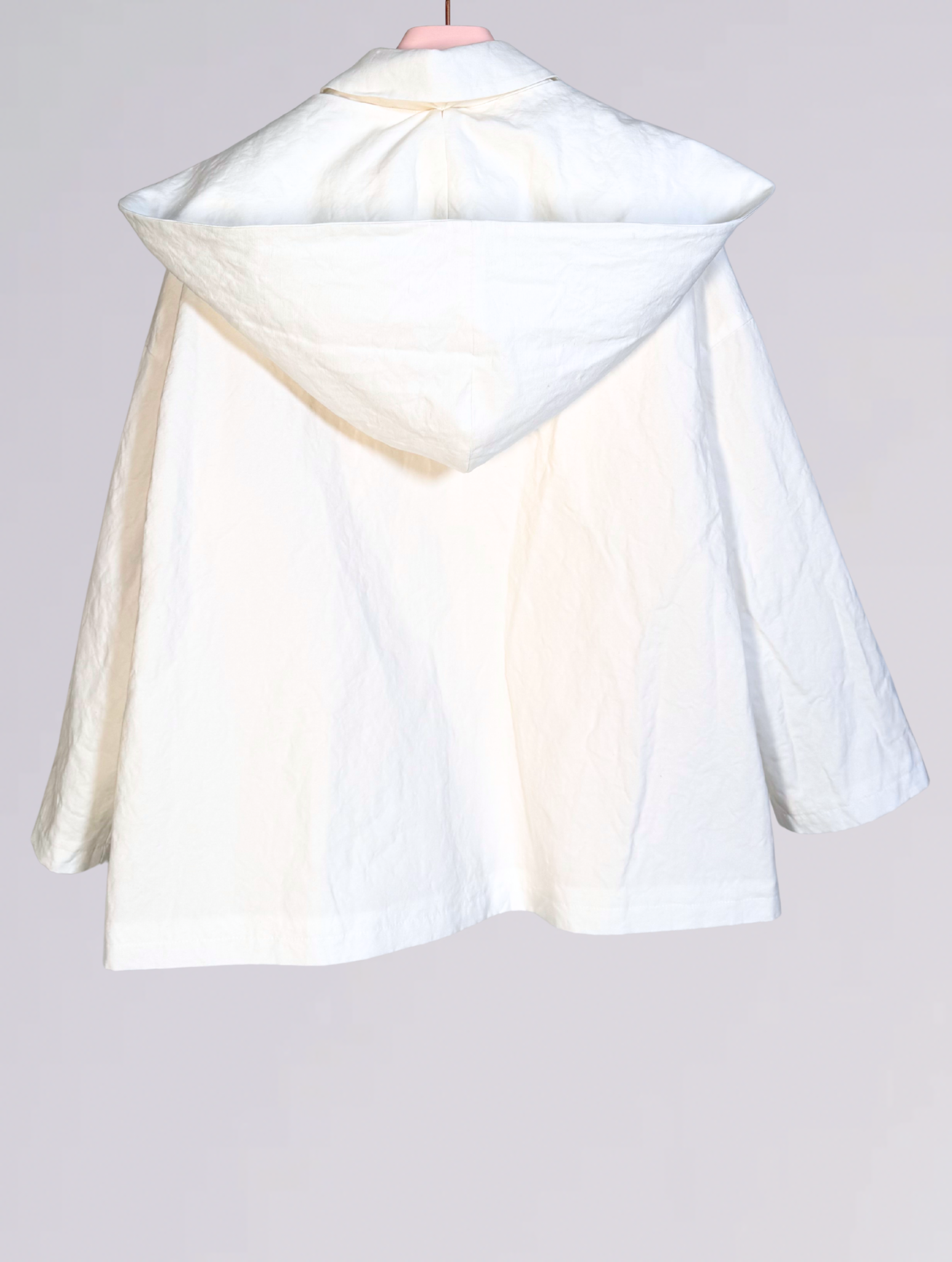 GIACCA CON CAPPUCCIO REMOVIBILE