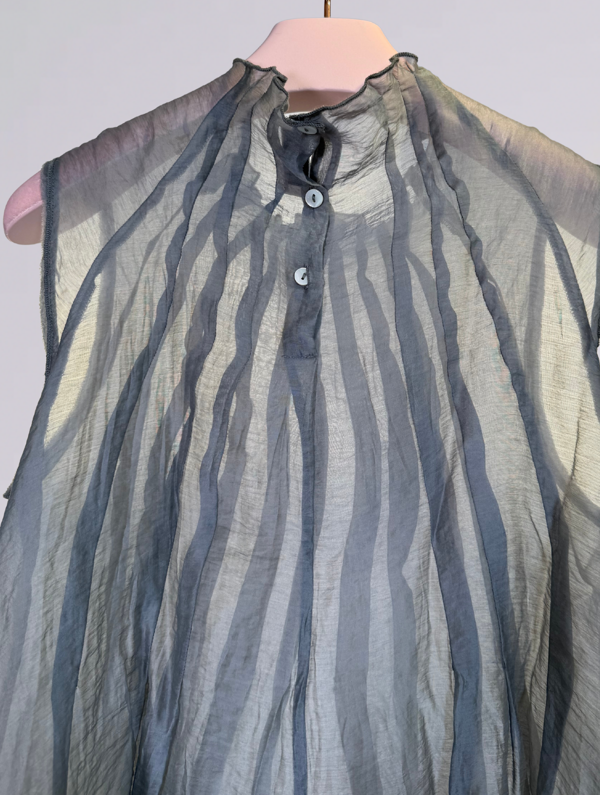 Top in organza