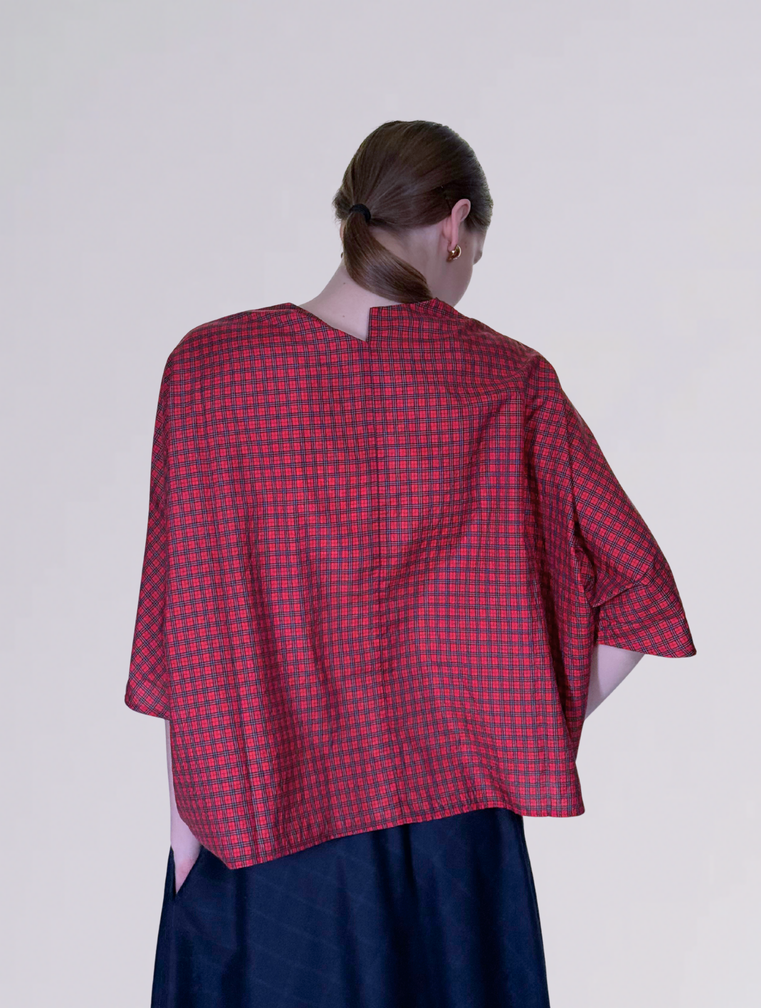 Top con rouches P1983TARTAN ROSSO Apuntob