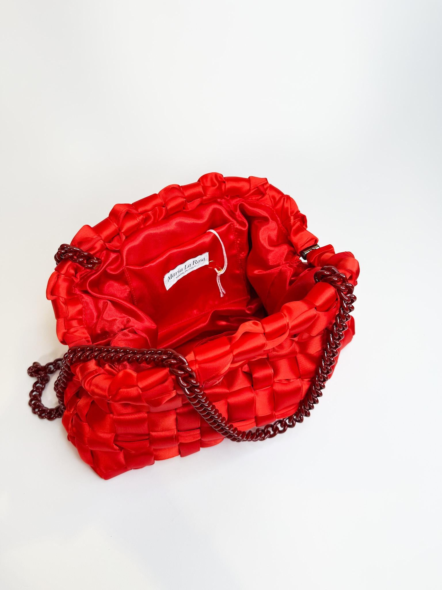 Clutch in satin GAMEROSSO MARIA La rosa