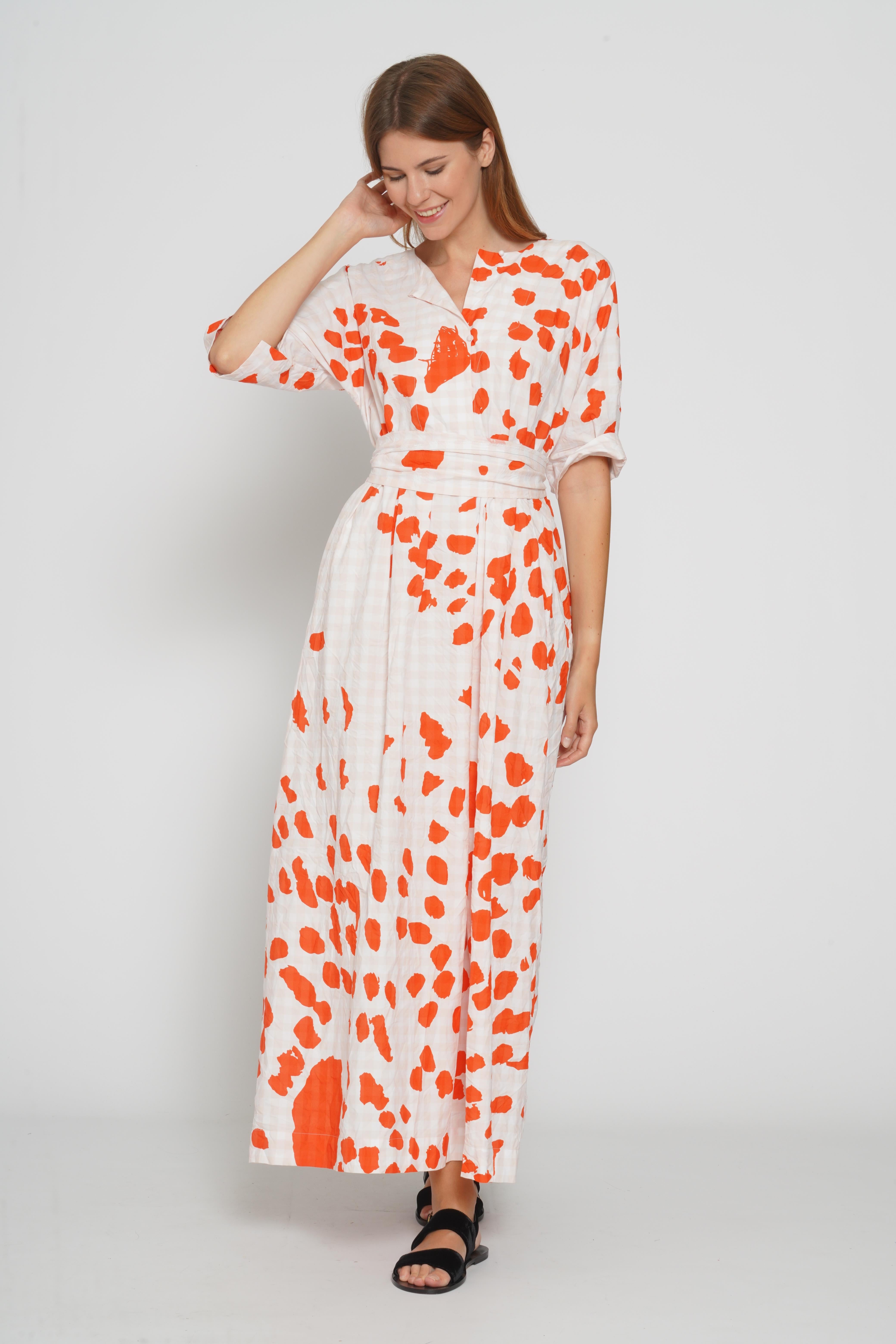 Abito in vichy con macchie arancio