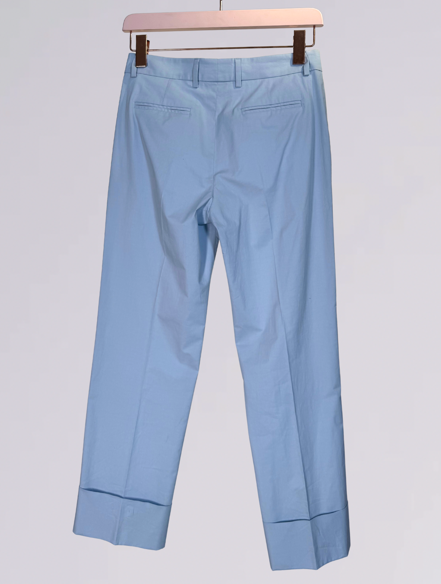 Pantalone con risvolto