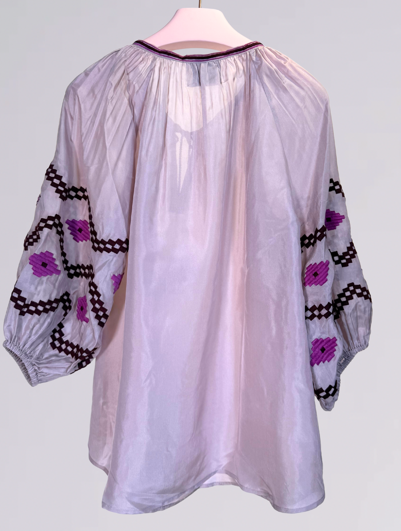 Camicia con ricami