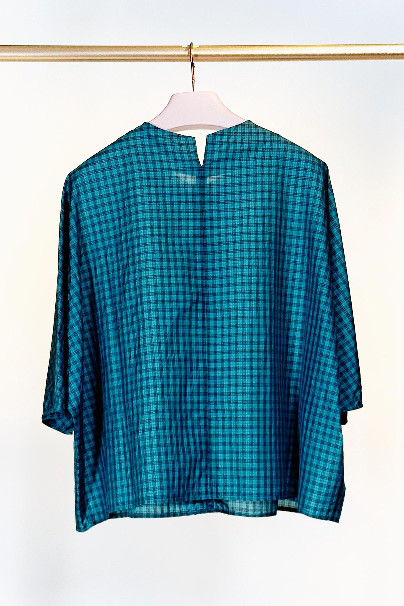 Top con rouches P1983AZZURRO Apuntob