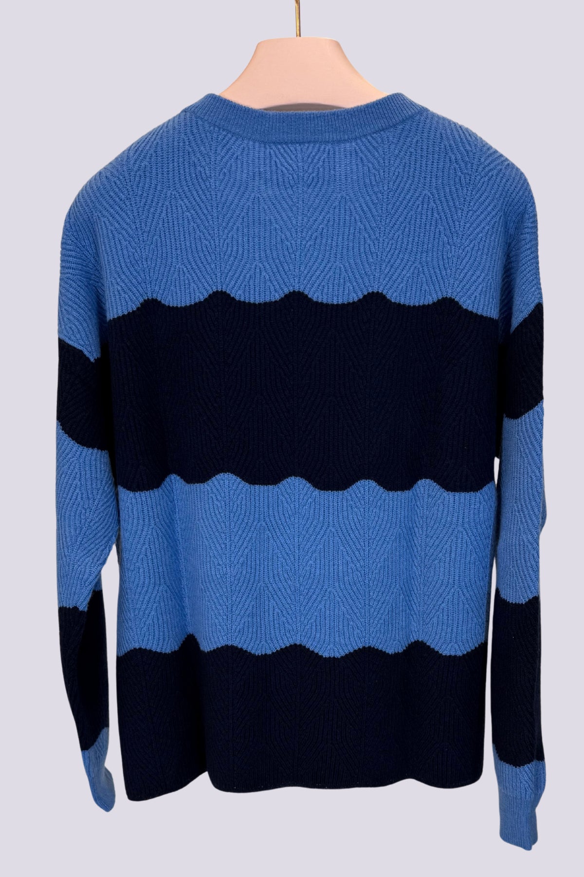 Maglione a righe blu 