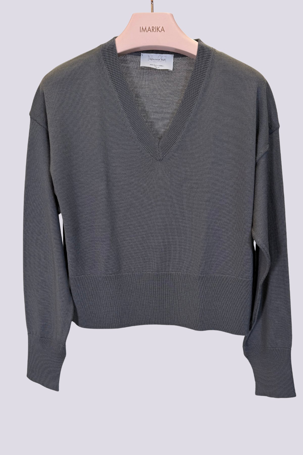 Maglia scollo a V grigia 