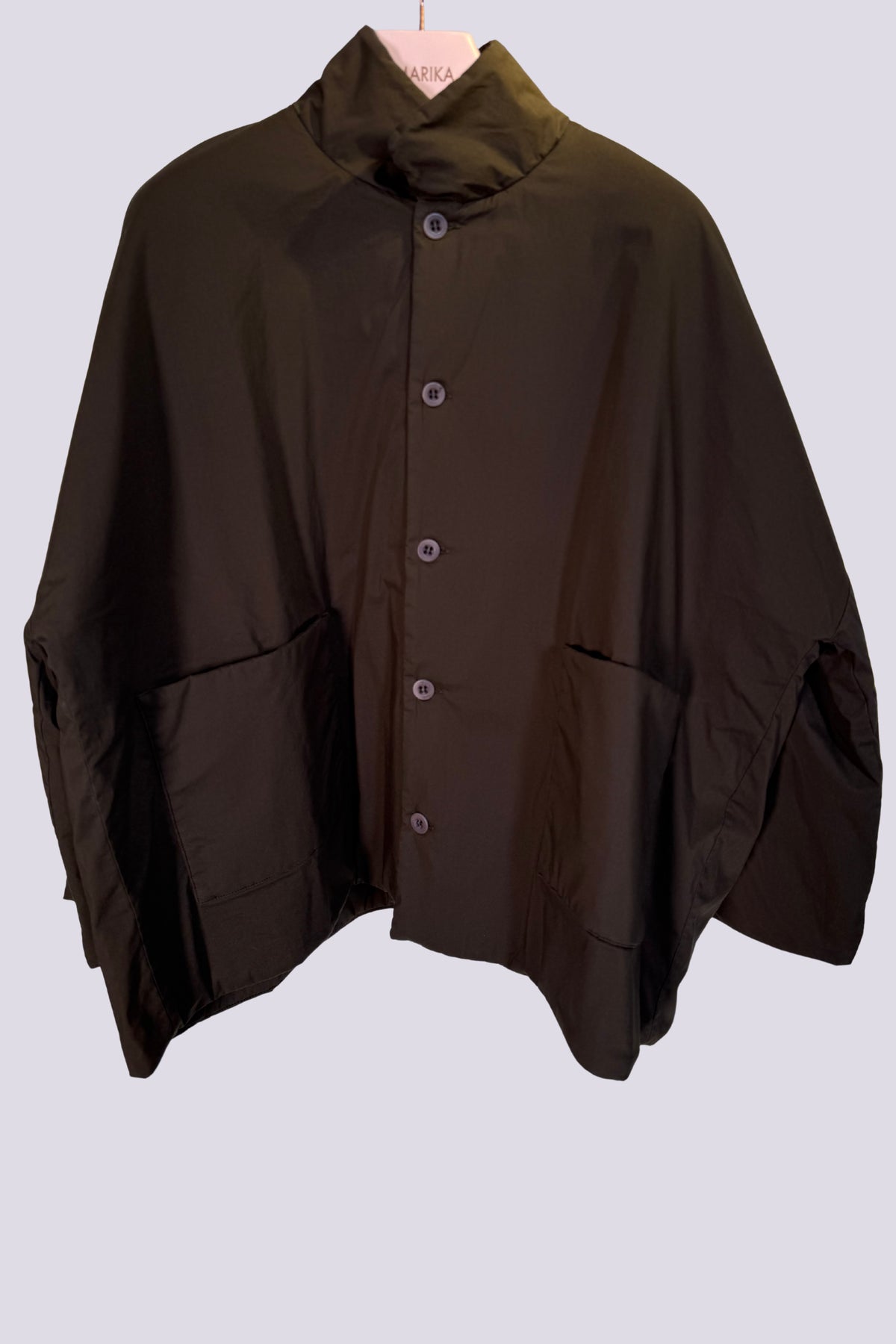 Piumino con tasconi marrone 