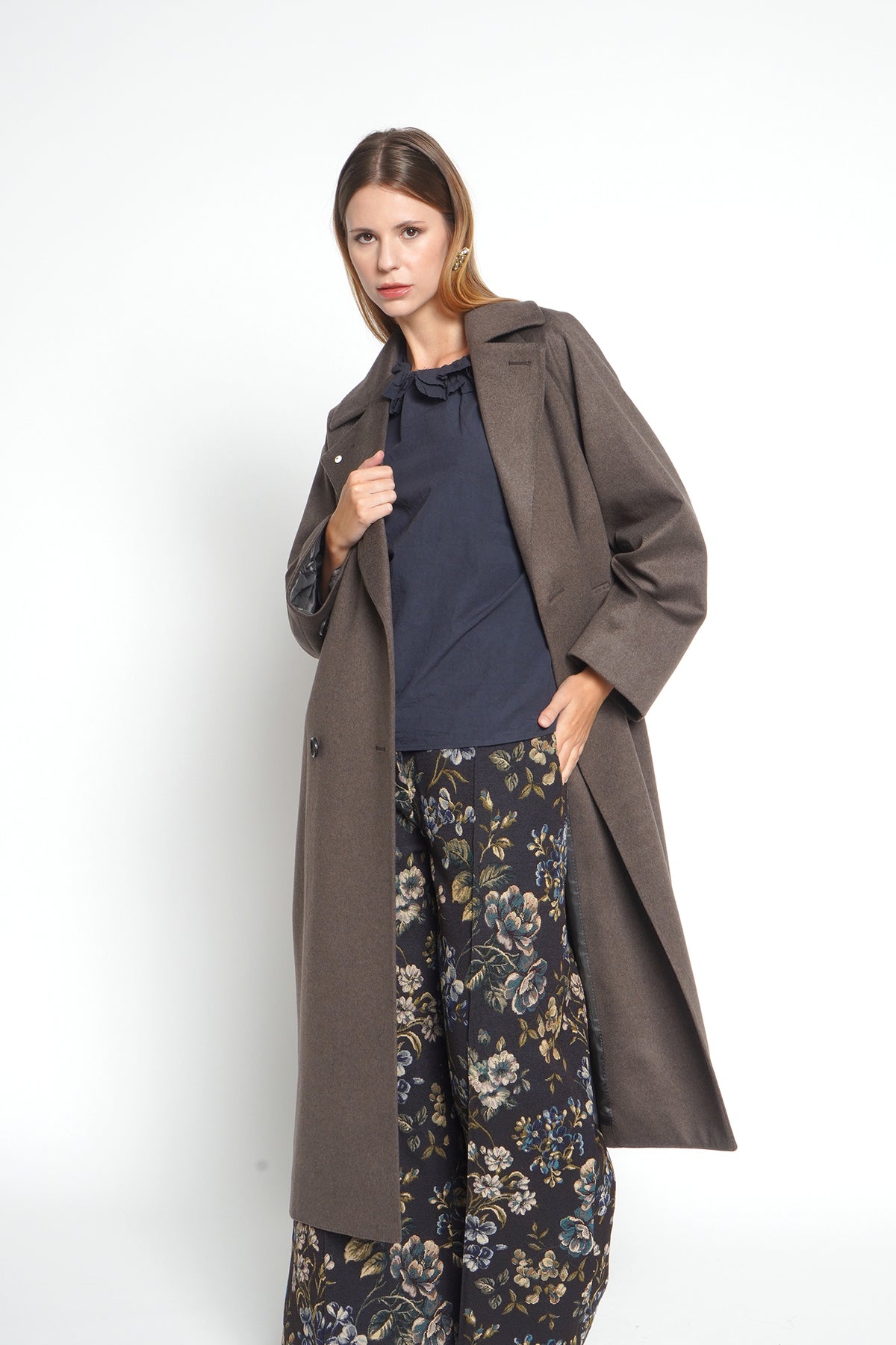 Cappotto doppiopetto taupe 