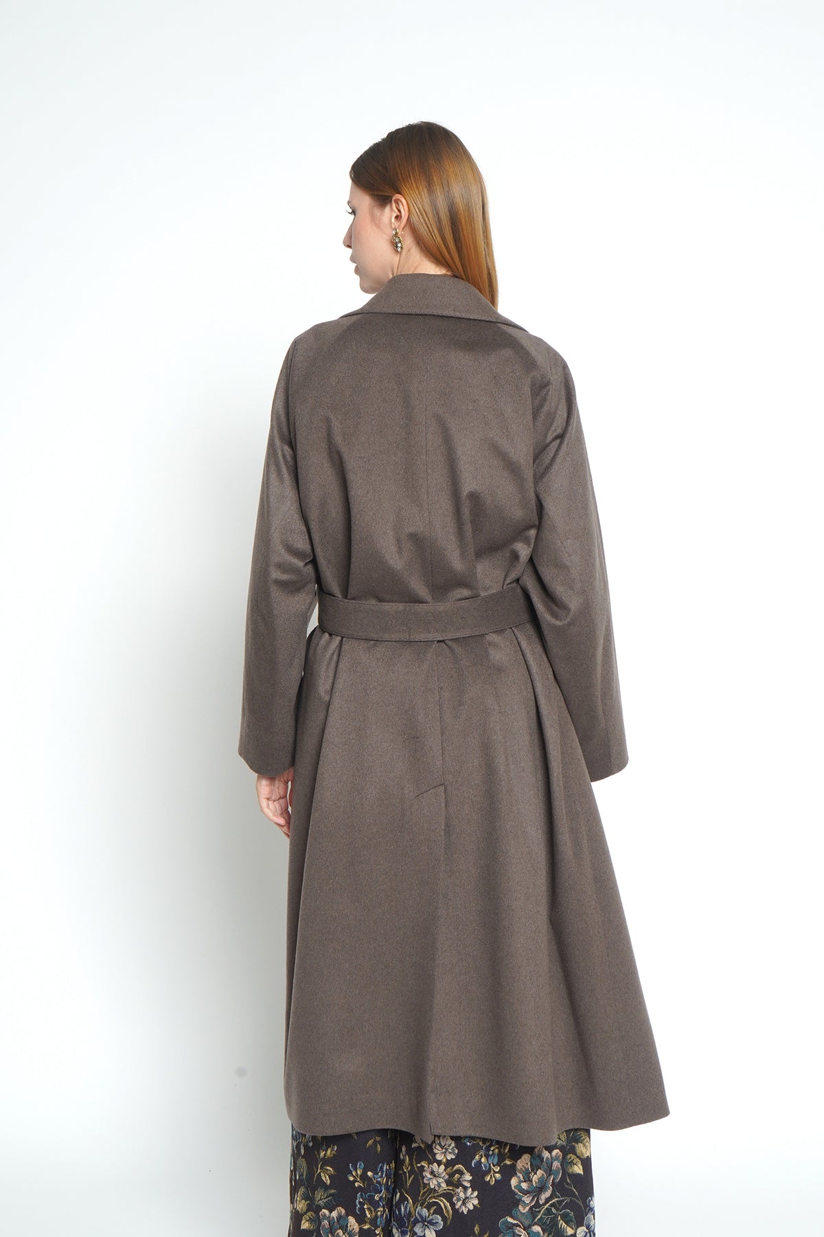 Cappotto doppiopetto taupe 