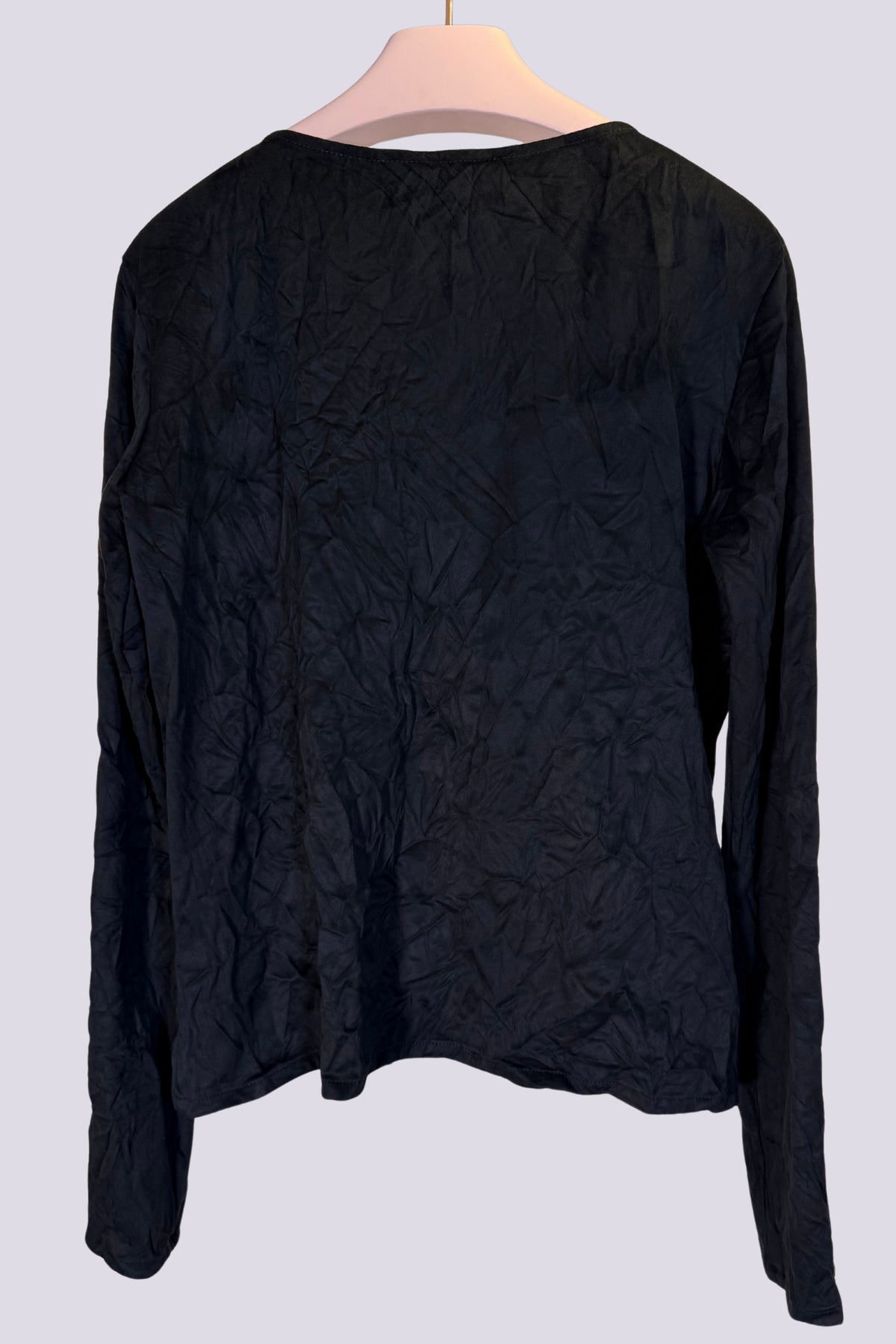 Cardigan stropicciato con bottoni nascosti 