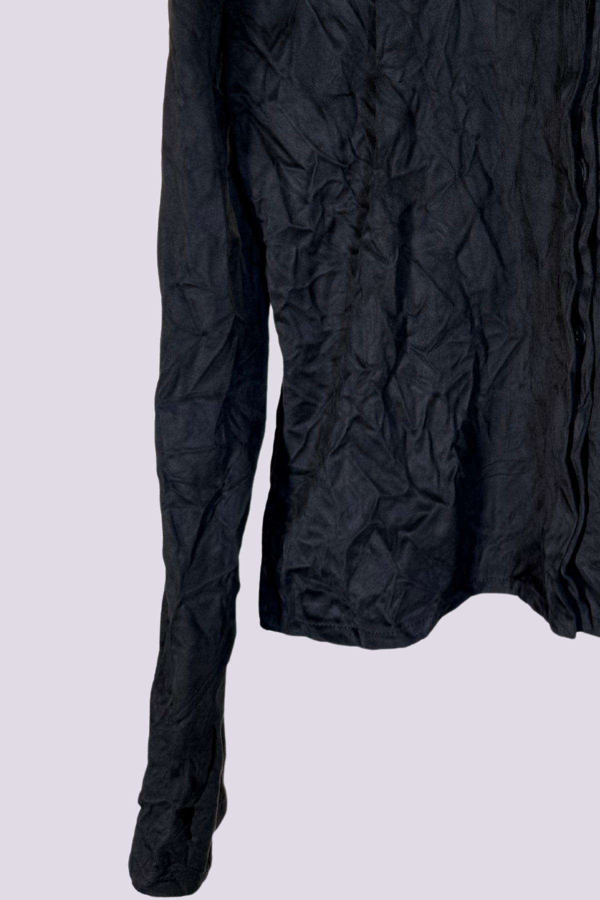 Cardigan stropicciato con bottoni nascosti 
