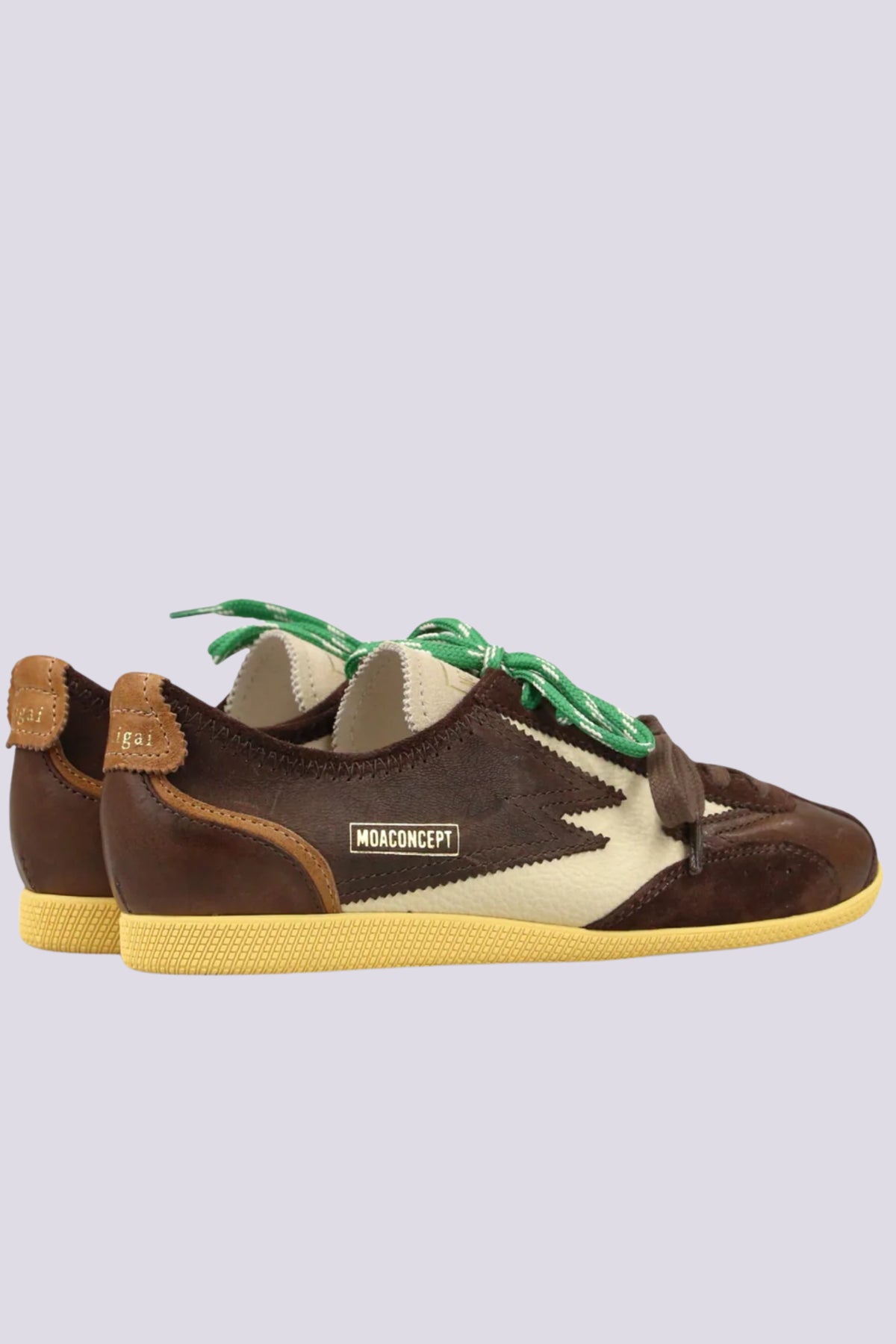 Sneakers marroni doppio laccio 