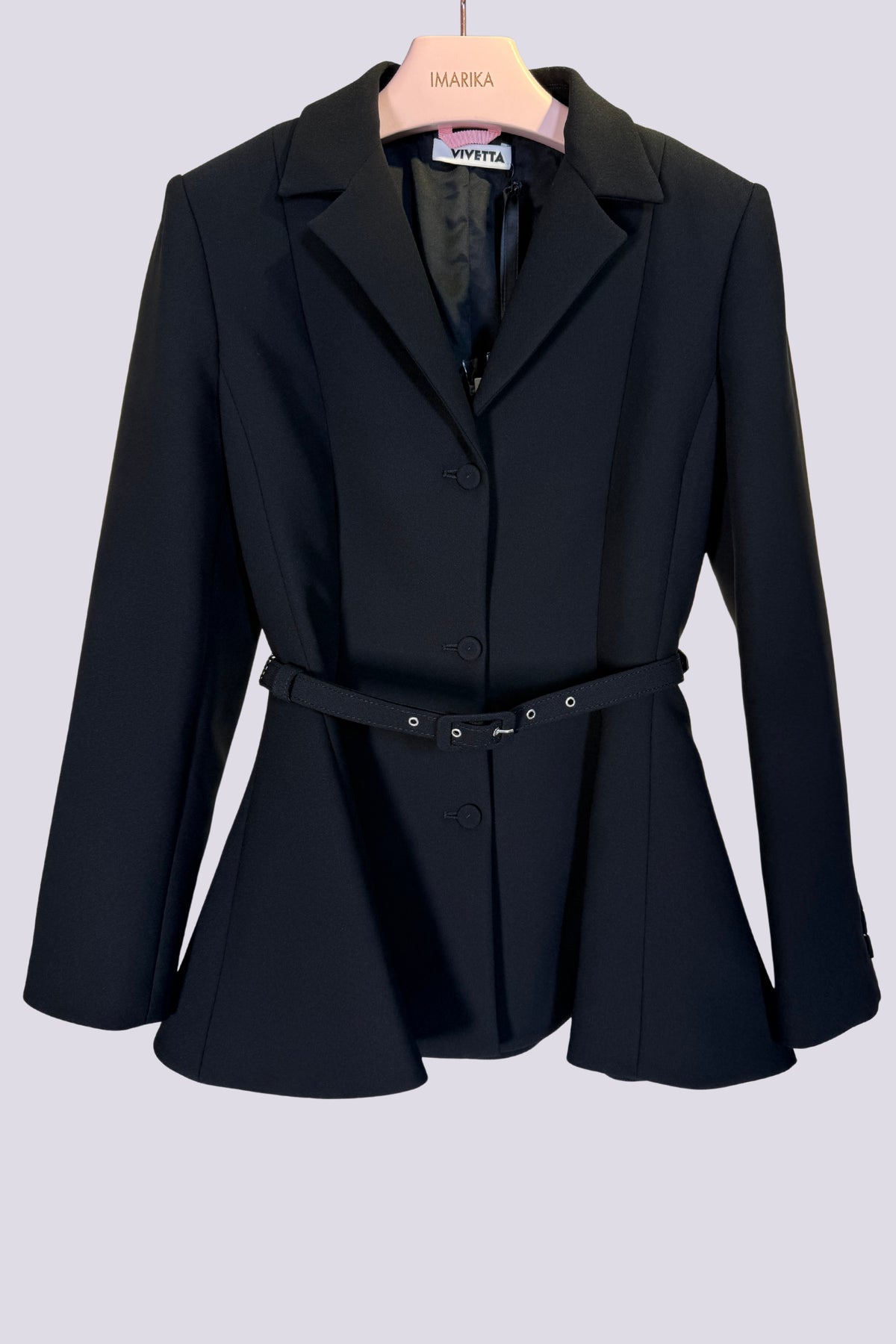 Giacca nera con peplum 