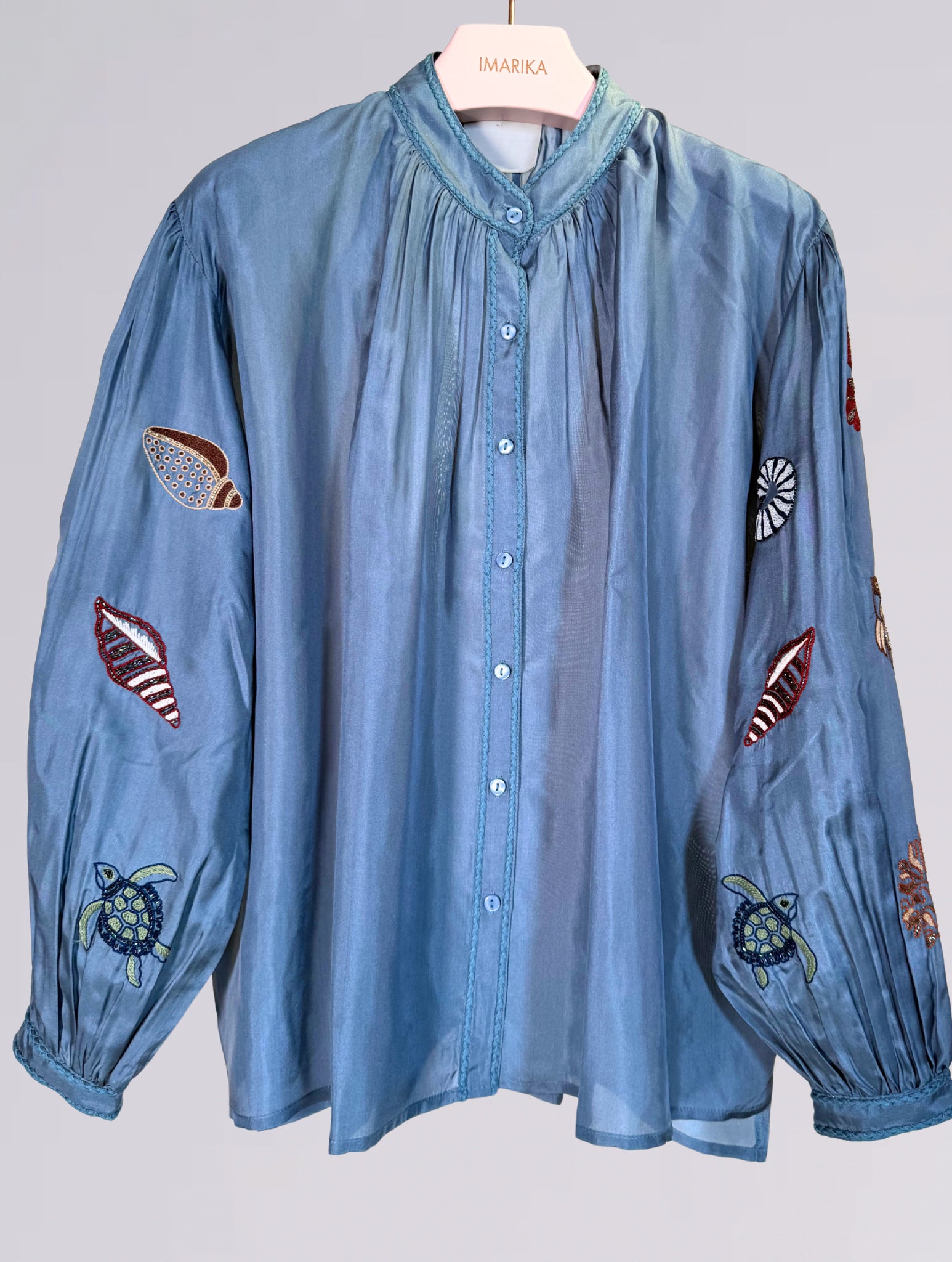 Camicia ricami mari 