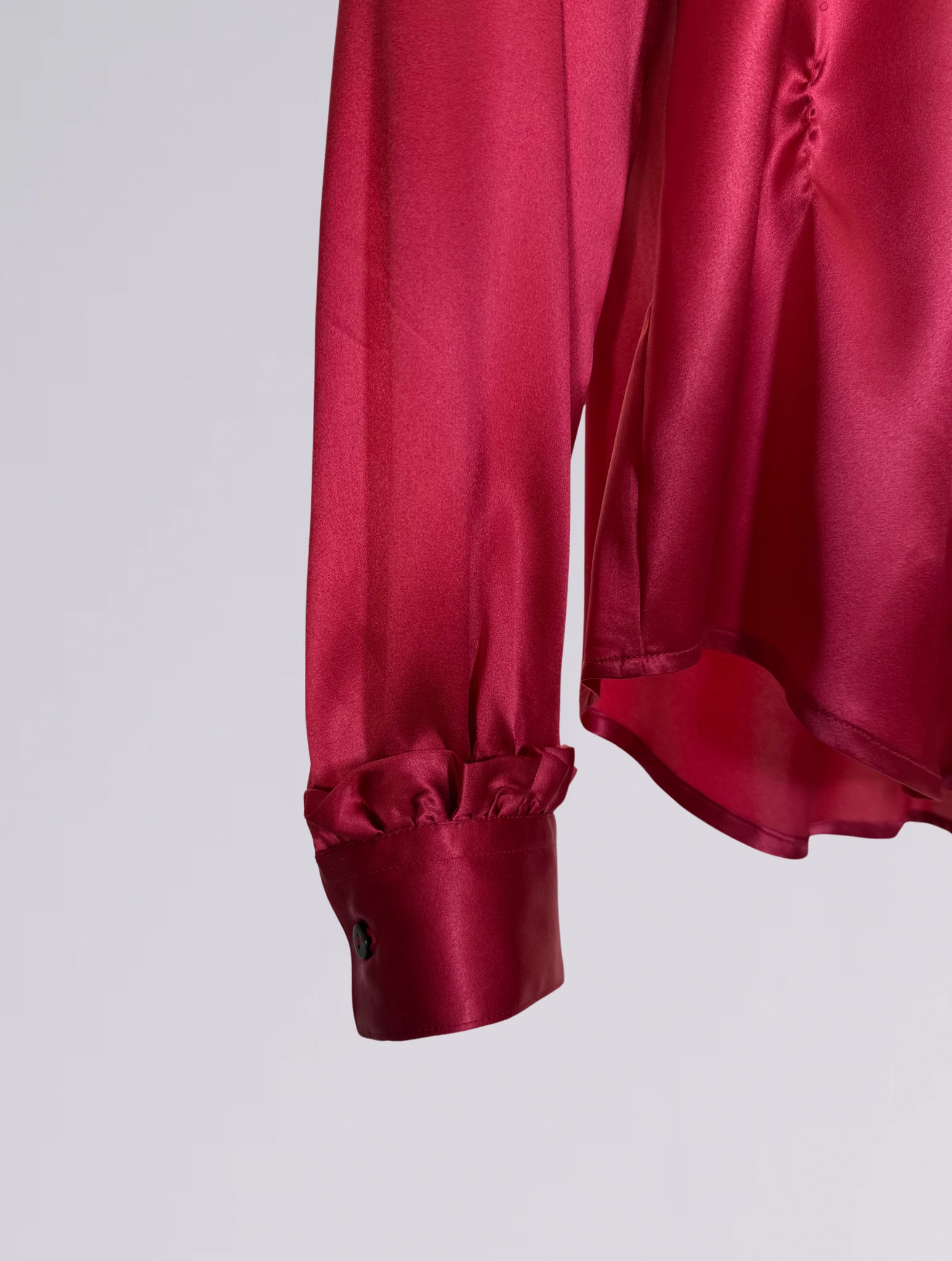 Camicia di seta  rossa 