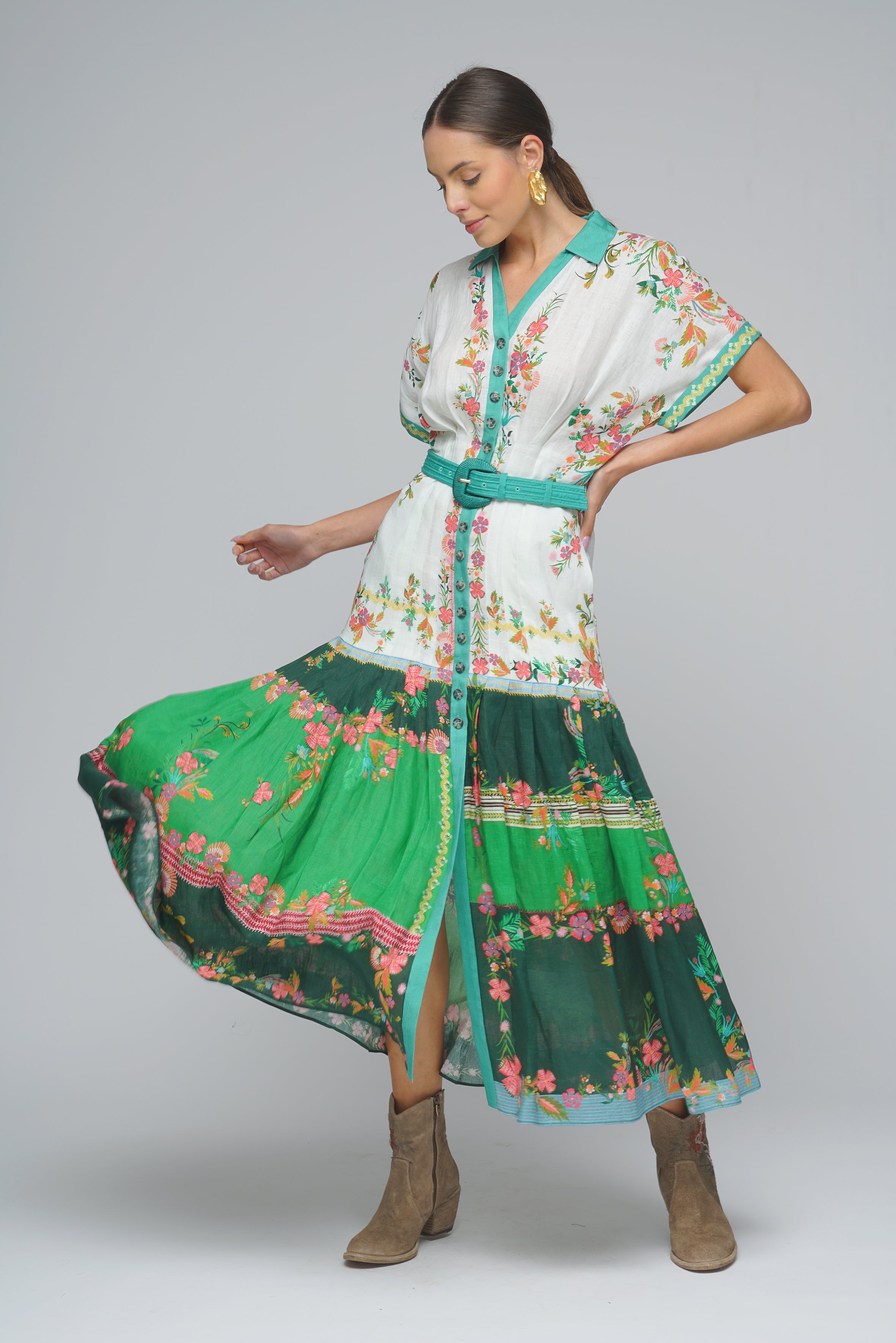 ABITO RIYA VERDE SALONI