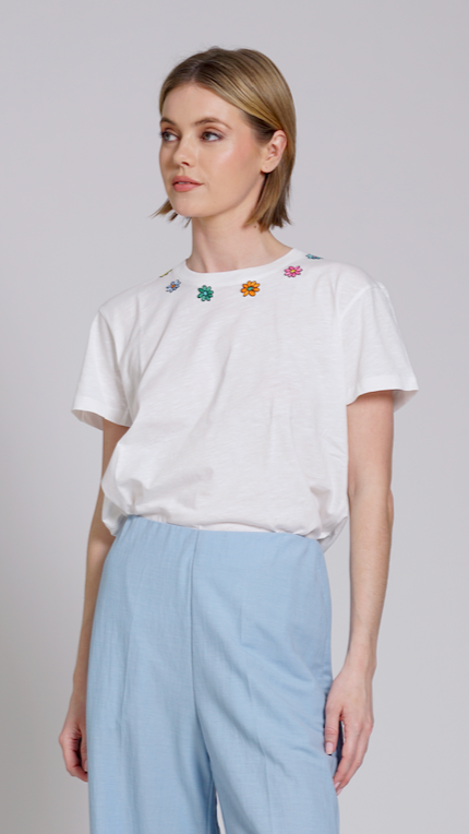T-SHIRT FLOWER NECKLINE MIRA MIKATI