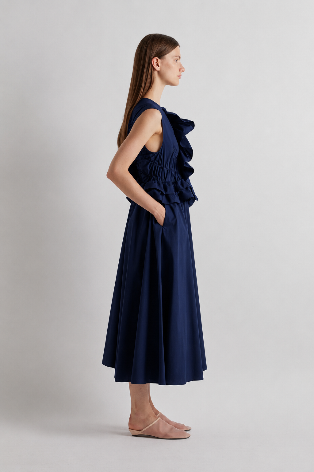 Abito con volants blu 