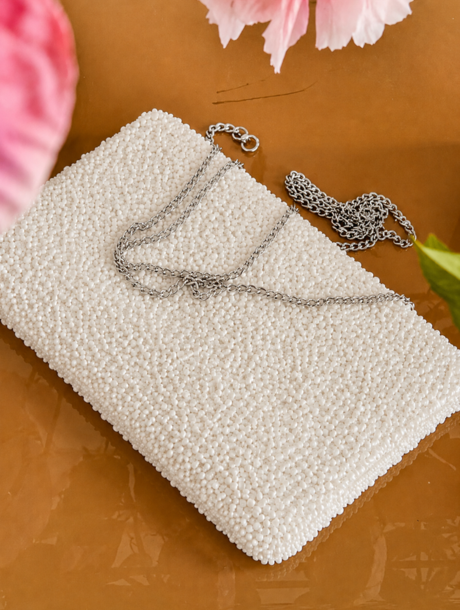 Pouch di perline con conchiglie blu 