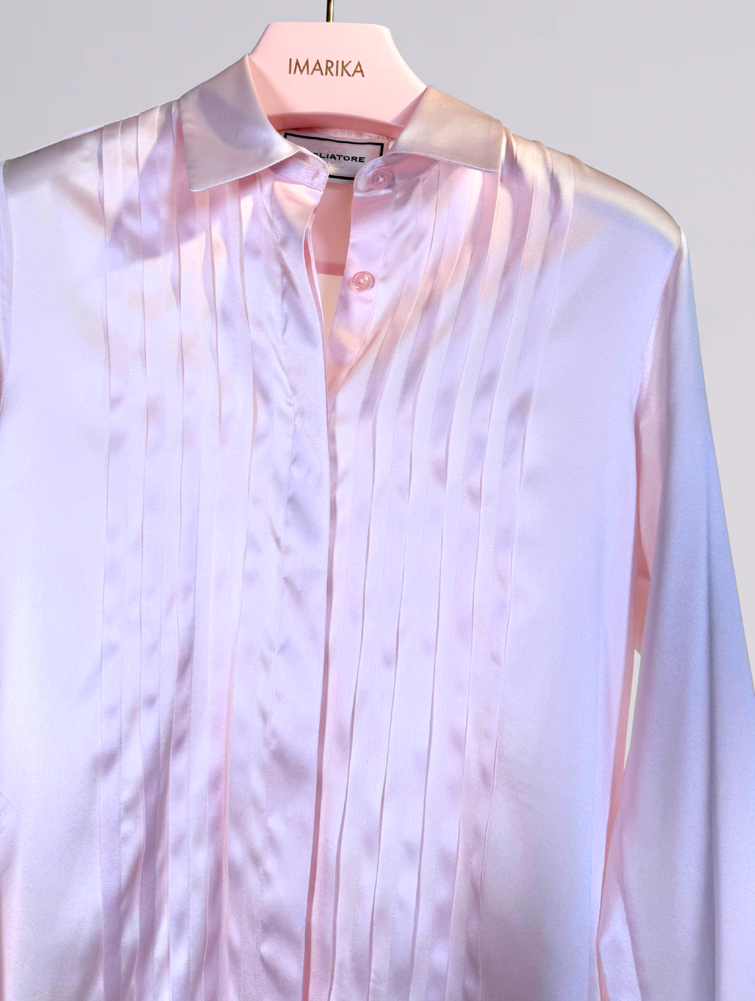Camicia con plastron rosa 