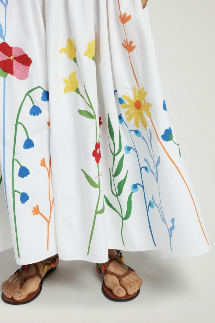 Abito a vita bassa con fiori 