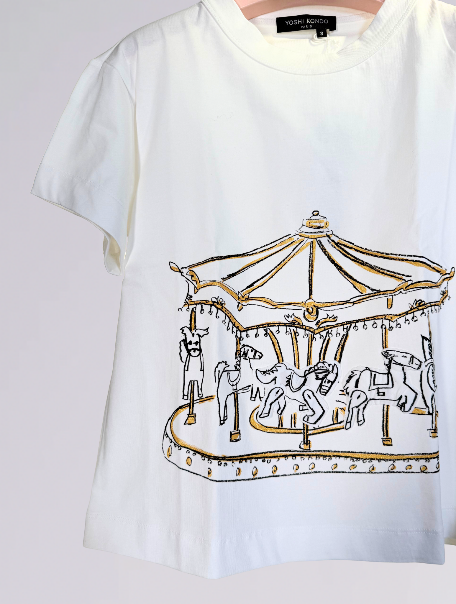 T-shirt Carousel 