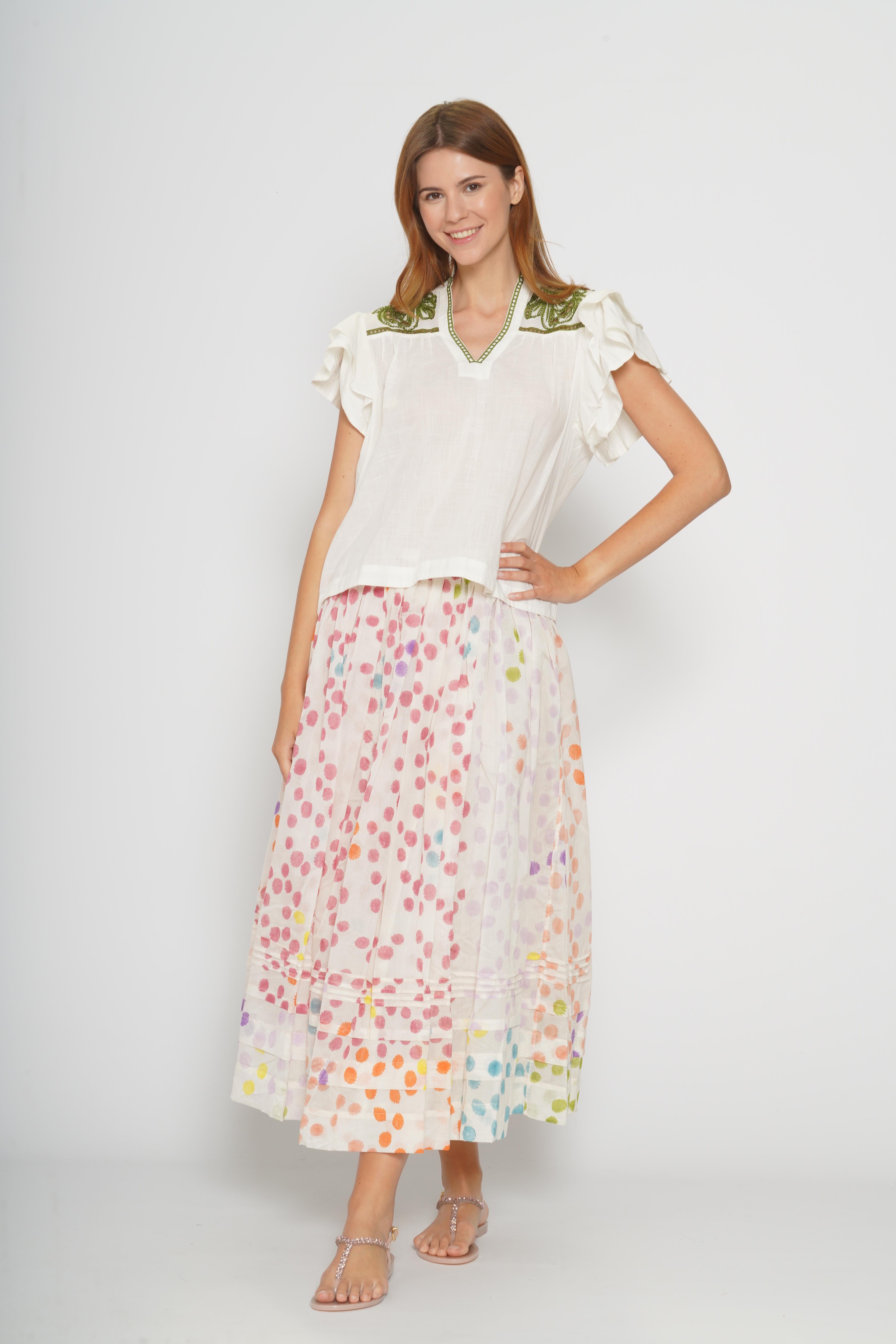 Blusa con ricami 