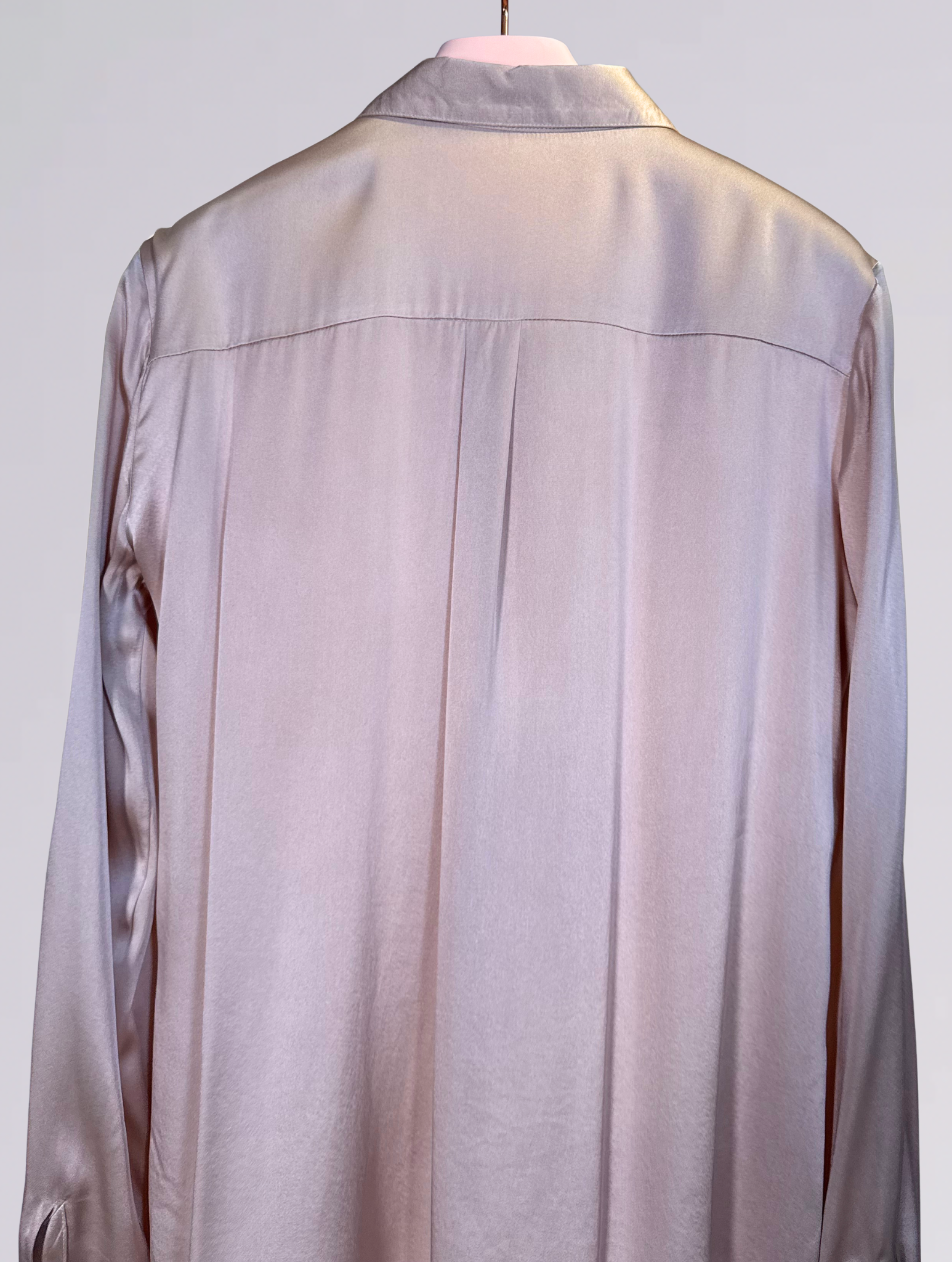 Camicia di seta beige 