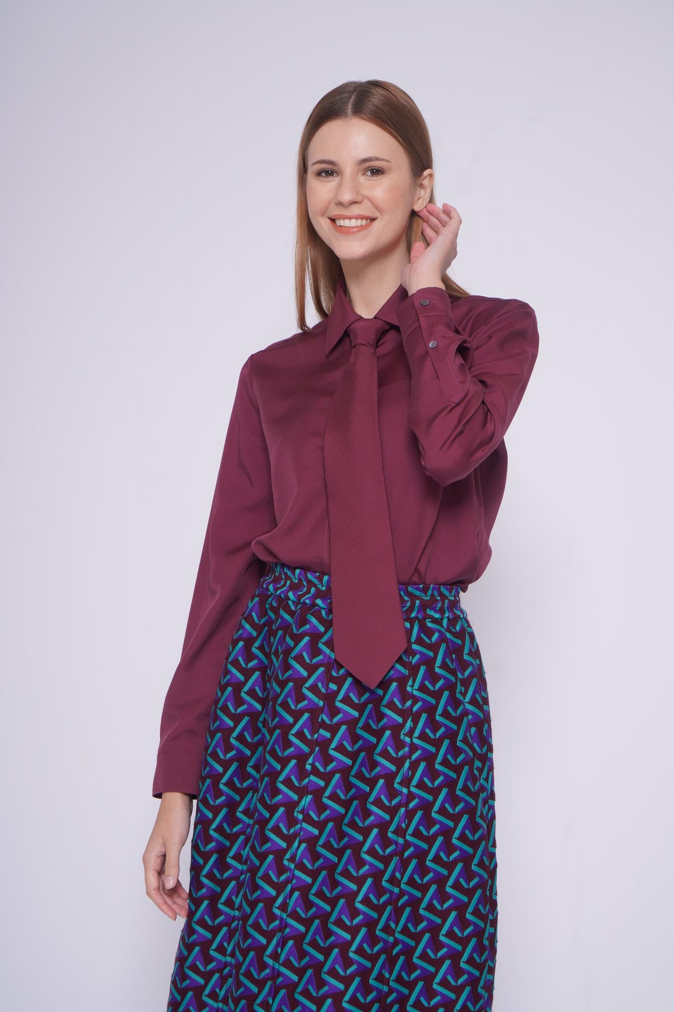 Camicia con cravatta GIULIETTABURGUNDY QUELLEDUE