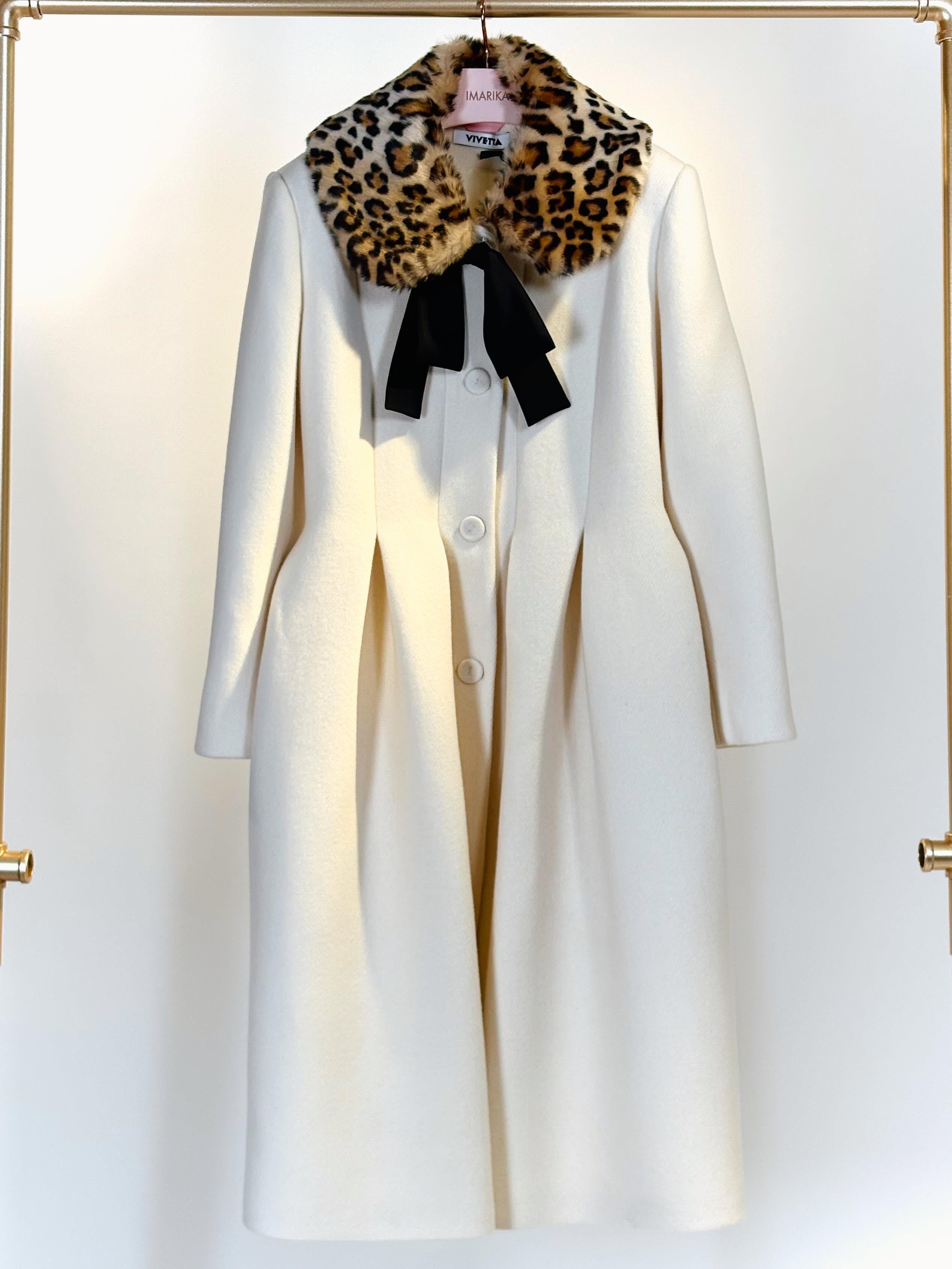 Cappotto collo in pelliccia CA0V27COLLO LEO BIANCO VIVETTA